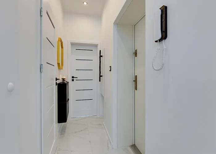 アパート Ideal Przy Zurawiu